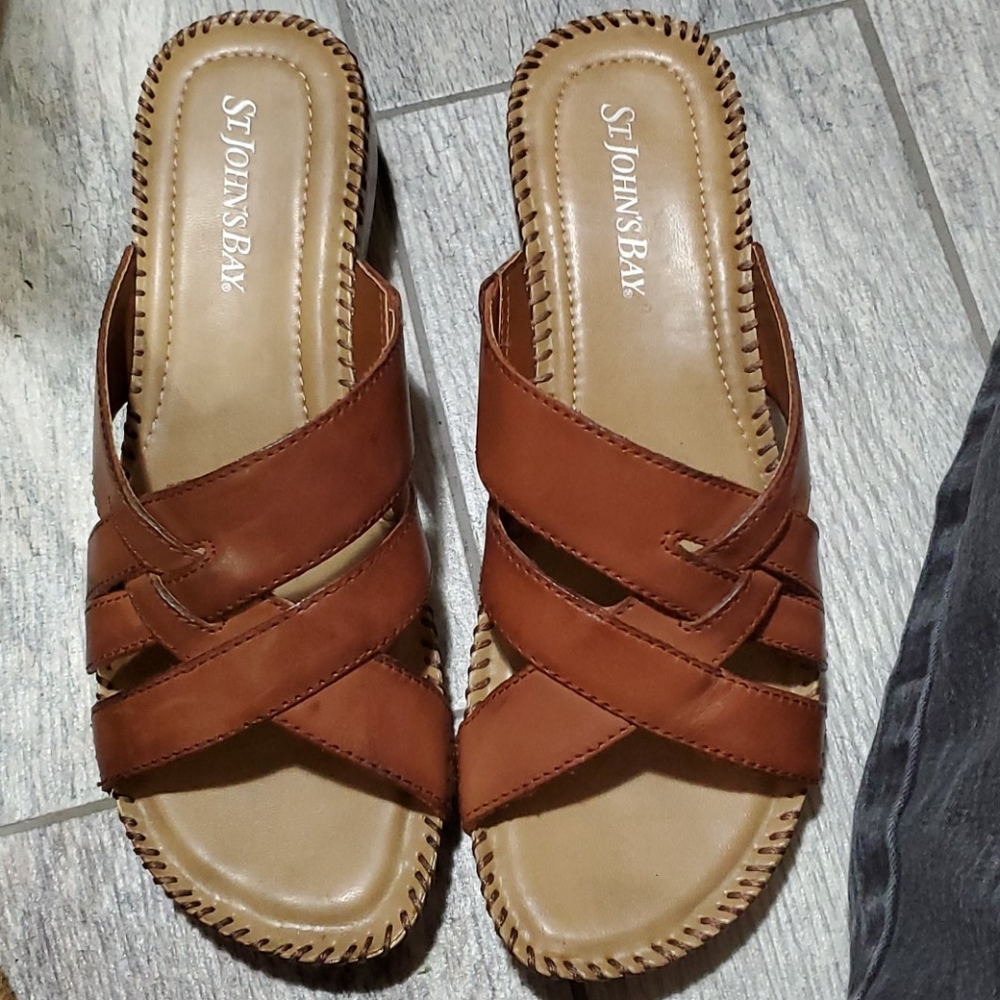 St John's Bay shoes size 8